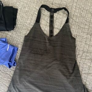 Nike tank size small